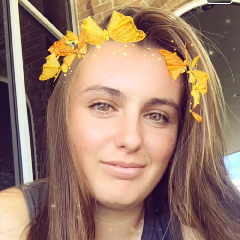 Meet your Posher, Rebecca